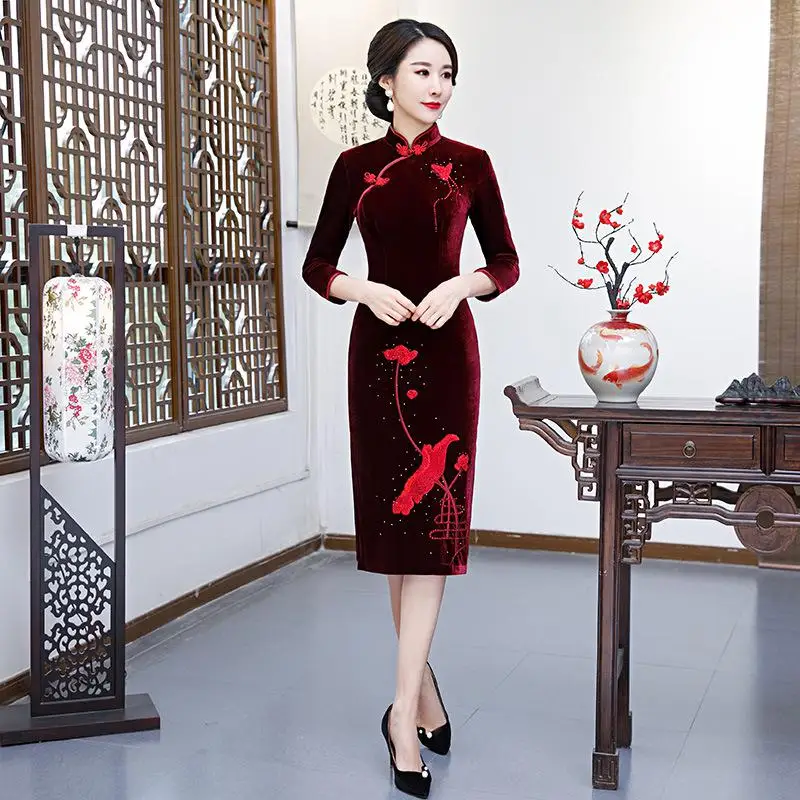 Бархат Китайский стиль сексуальная леди Qipao вышивка элегантный тонкий Формальное вечернее платье Бургундия зима теплый велюр Cheongsam Vestidos - Цвет: Style2 Burgundy