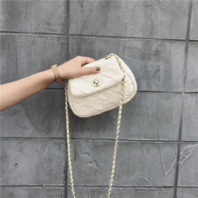 

France Non-mainstream 2019 New Style Fashion Bag Women's Inclined Wire Red Bag Versatile Western Style Textured Shoulder Bag