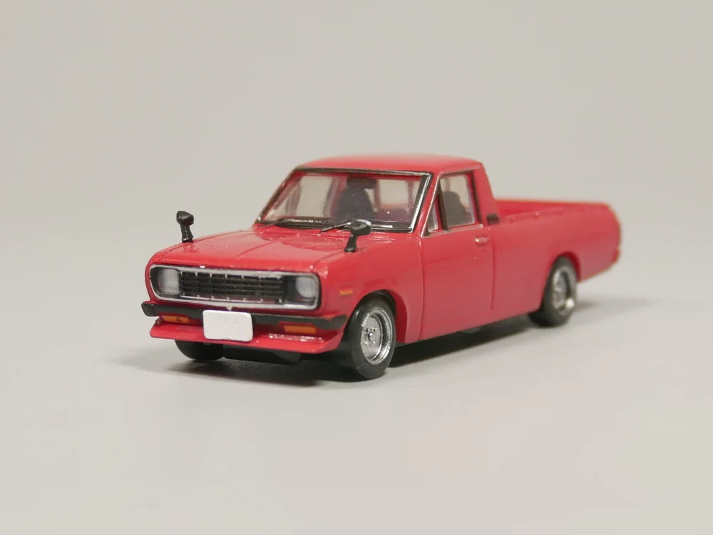 AOSHIMA 1/64 SKYLINE GT-R(Plastic Materia - Цвет: Красный