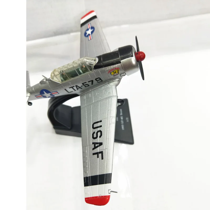 1/72 スケール LT-6G アメリカ T-6 テキサントレーナー航空機
