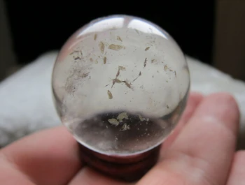 

+++---427+++37mm natural stone in stone transparent quartz crystal sphere ball