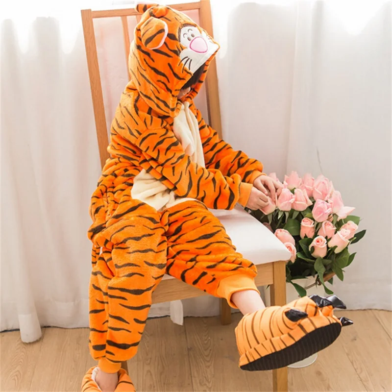 Tiger Pajamas Suit For Kids Hooded Animal Onesie Pyjamas Winter Flannel Soft Warm Sleepwear Anime Tiger Cosplay Anime Onesie