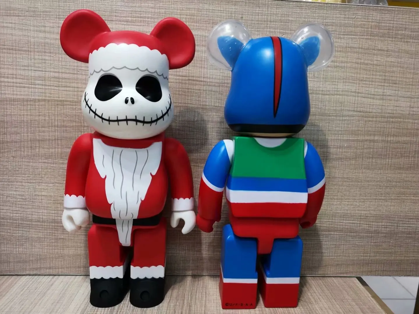 Bearbrick игрушки» и «Супермен» насилие медведь Гараж Комплект блоков медведь карандаш модель украшения