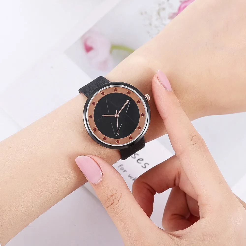 Простые женские часы от известного бренда минималистичные кожаные с простым