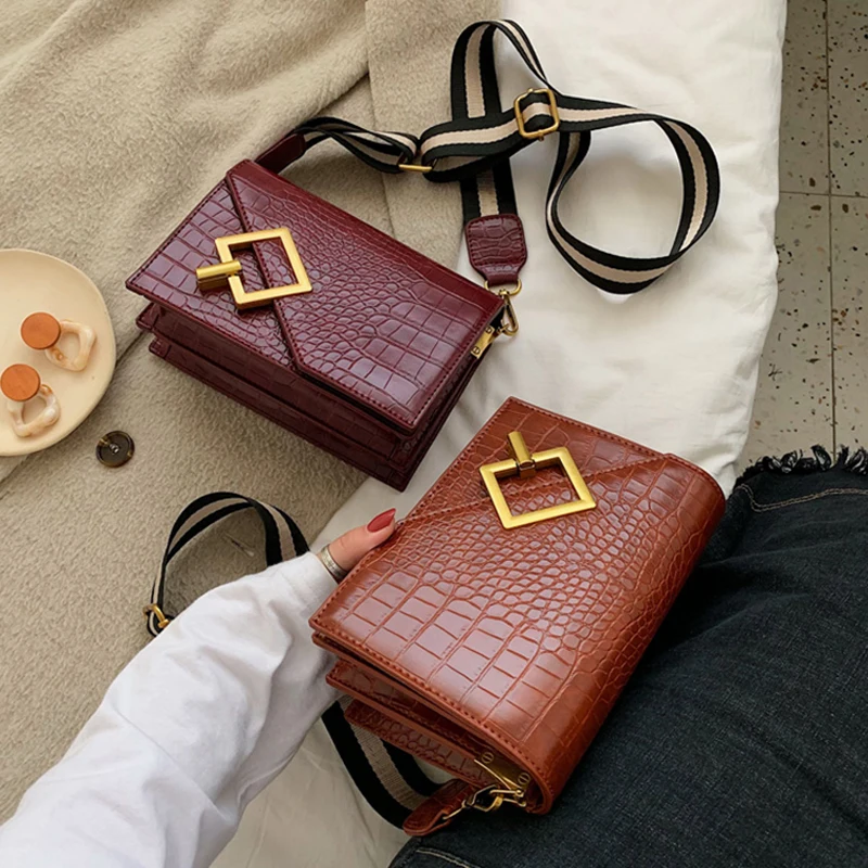 

Designer Lock Women's Handbags Stone Pattern PU Leather Crossbody Bags For Women Width Strap Alligator Shoulder Bags Ladies Flap