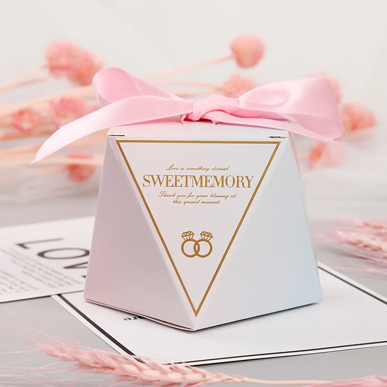 

Paper Candy Boxes For Packaging Gift Box Wedding Favors Chocolate Gifts Bags Diamond bonbon Bag boite cadeau Party Decorations