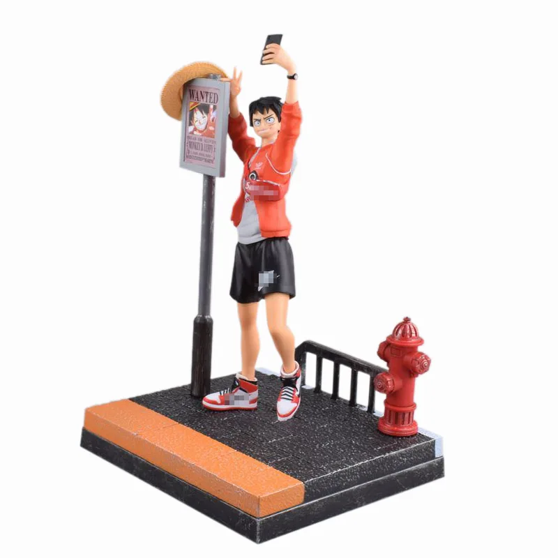 

2019 New One Piece Street Fashion Luffy PVC Action Figure Statue Model Toys Doll