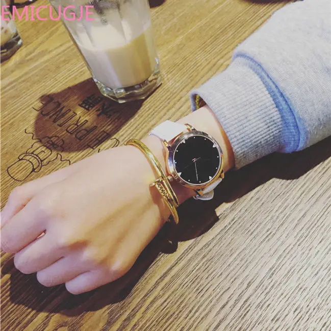 

Strap Quartz Watch Clock 2019 Luxury Brand Women Watches Fashion Dress Ladies Watch Rose Gold Star Dial Design Leather