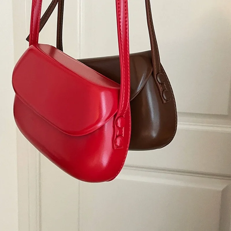 韓国デザイン 本革 レザーハンドバッグ ミニ ショルダー BAG 楽天市場】レディース 肩掛け ベルトデザイン ミニバッグ 大人