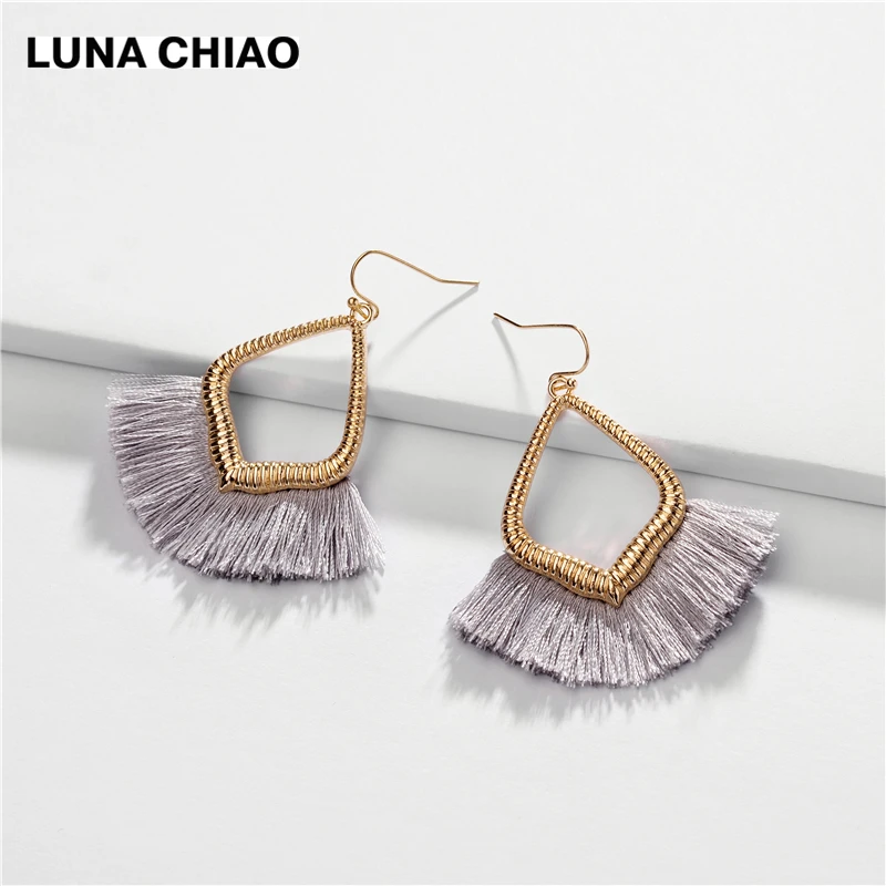 

LUNA CHIAO 2019 Fall Winter Water Drop Shape Statement Earring Fringed Tassel Earrings Jewelry for Women