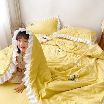 

Simple luxury Summer Quilt Blanket Bedspread Lace Pink Cute Daisy Embroidery Air Condition Quilts Twin Queen Size Bed Comforter