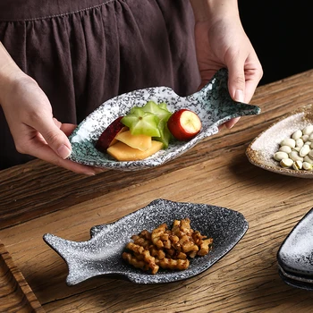 

Japanese restaurant sushi plate fish-shaped creative tableware irregular shaped art singular plate net red snack plate LB40715