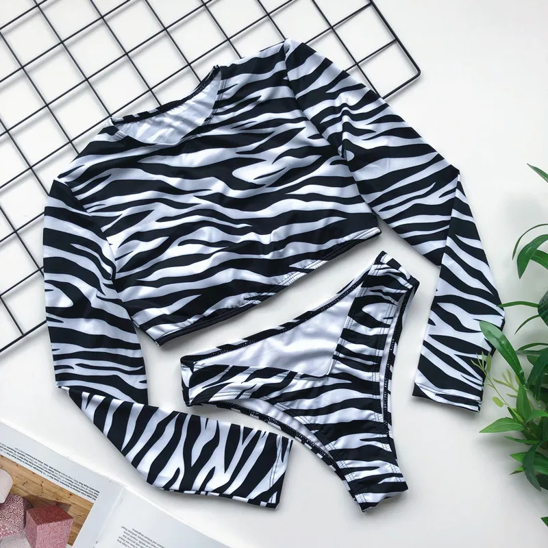 12385721577_205231275