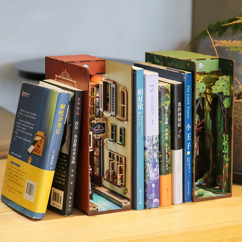 New DIY Book Nook Mysterious Ancient Streets DIY Bookend Book