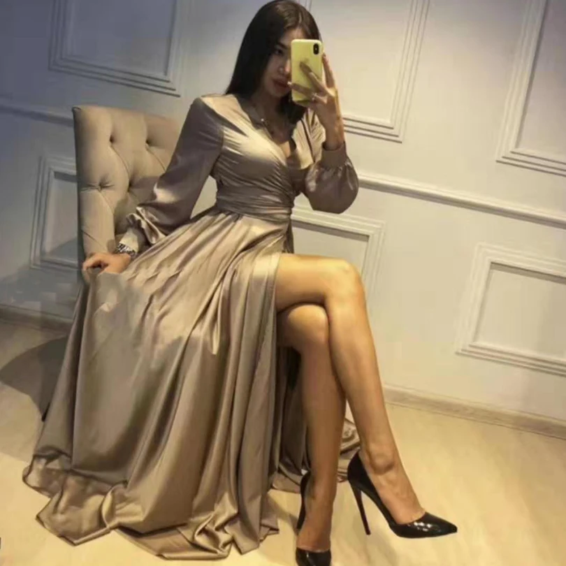 

Taotrees Autumn Women V-neck Long Sleeve Lantern Sleeve High-waist Floor-length Dress