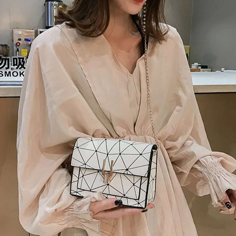 

2020 NEW Flap Crossbody Bag For Women Korean Irregular Pattern Chain Shoulder Bag hasp Small Messenger Bag Purses Messenger bag