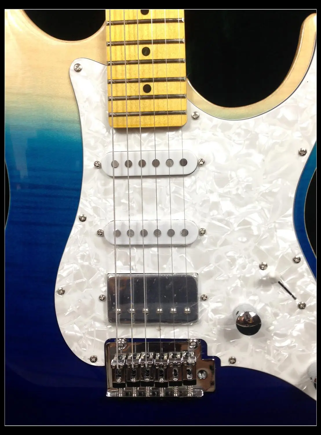 Электрогитара CC-TM Atom Anderson электрогитара Alnico Humbucker Preal Pickguard вспыленная Кленовая верхняя желтая Шея