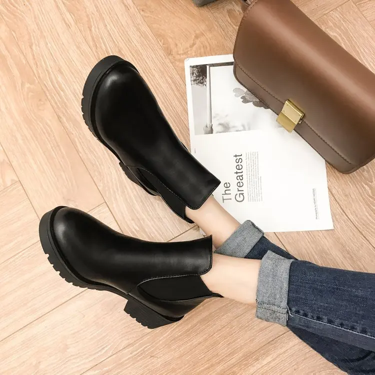 

Martin Boots Women's 2019 New Style British Style Autumn And Winter Elasticity Versatile Online Celebrity Locomotive Small Short