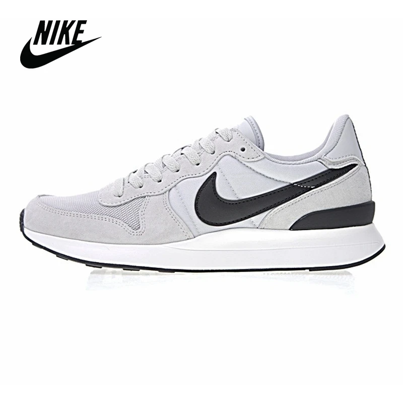 nike internationalist lt17