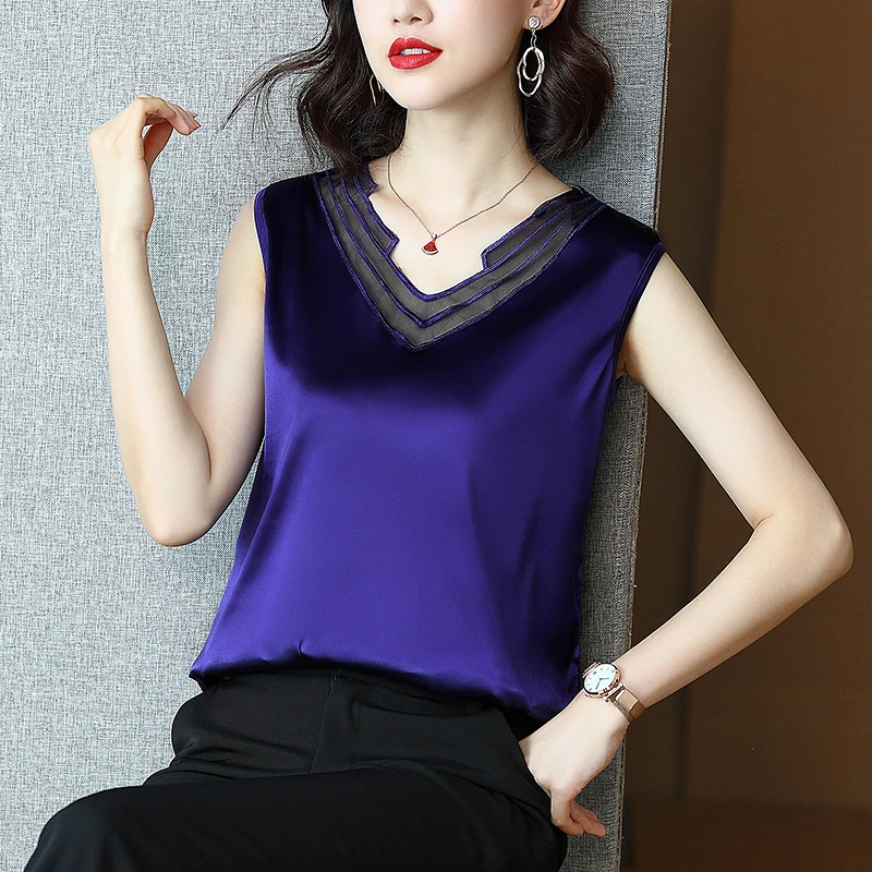 Korean Silk Women Tops Woman Satin Tank Top Women Elastic Lace Halter Top Plus Size Woman Sleeveless Silk Top Ladies Basic Tees
