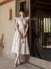 

2022 Desinger Summer Petal stitching Long Dress HOliday Vacation V neck Floral Appliques SLeeveless Fit Flare Long Pleated Dress
