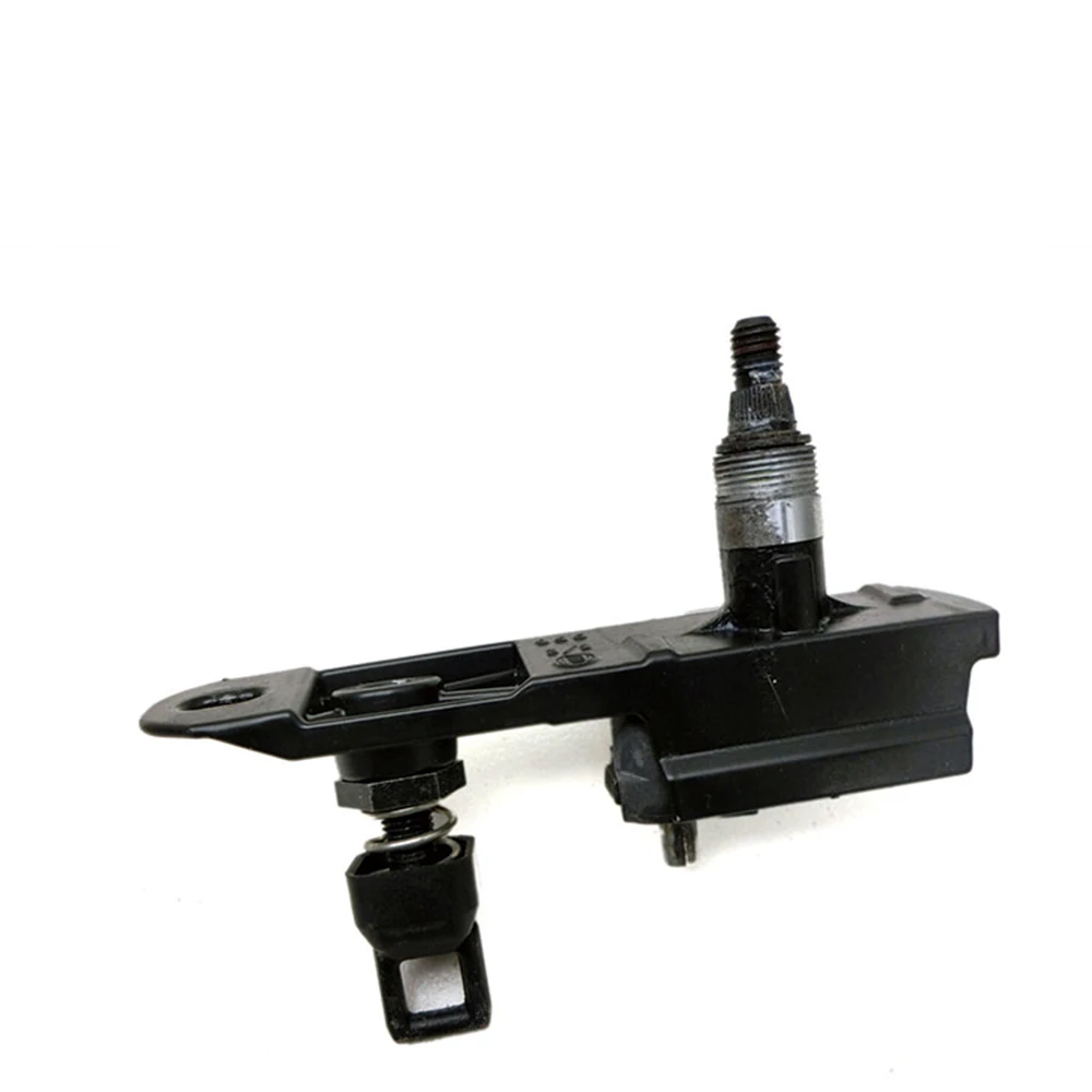 Rear Window Wiper Shaft Pivot for BMW E91 E61 320i 318d 520i 530d xDrive 61627209167 7209167 7117878 Car Accessories 5