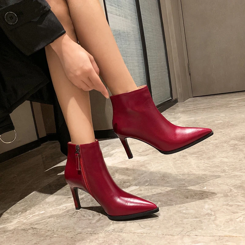 Botas mujer; ботильоны; женская обувь на высоком каблуке; обувь с острым носком из натуральной кожи в британском стиле; женские мотоботы; femme