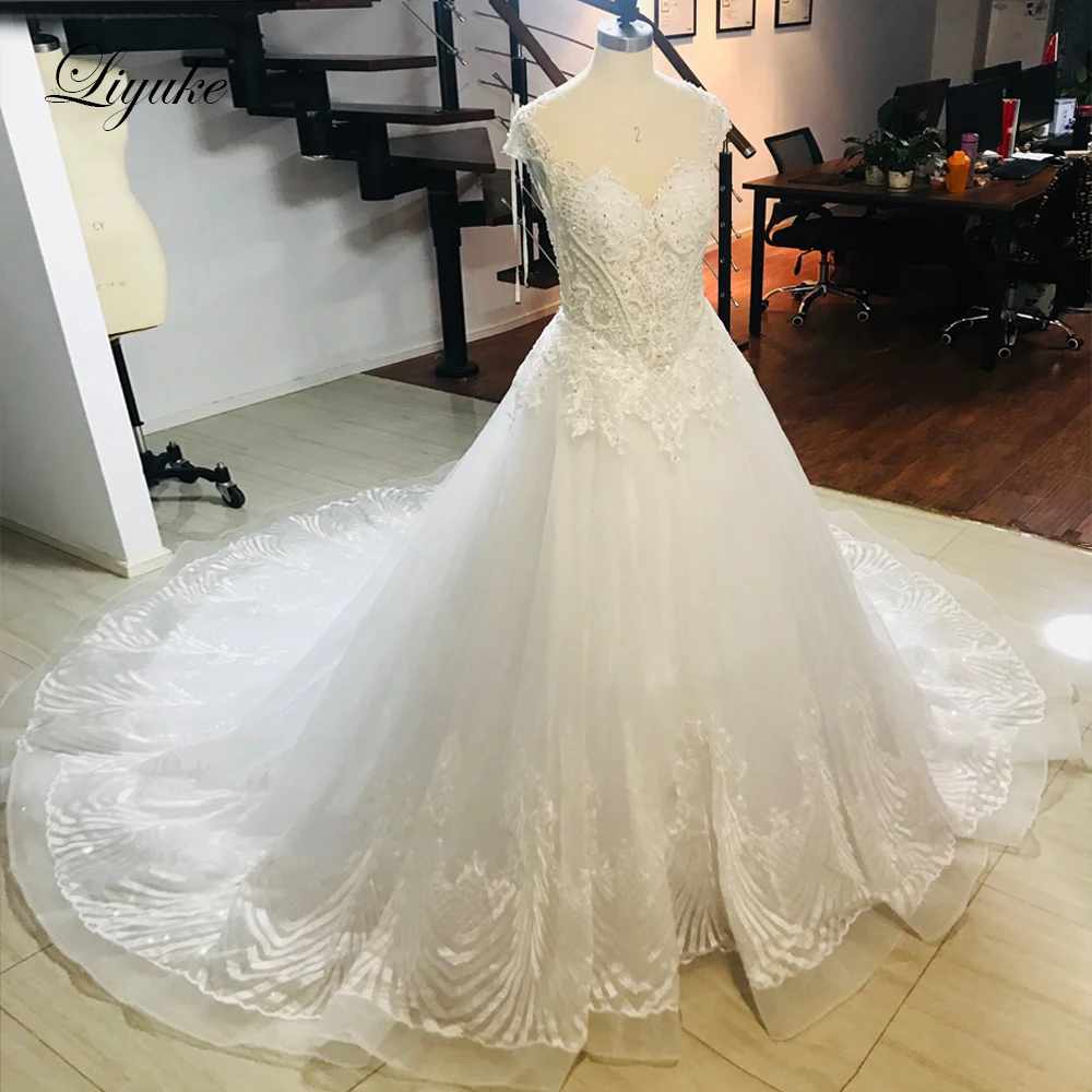 Бальное платье Liyuke кружевное без рукавов со стразами и бусинами|Свадебные