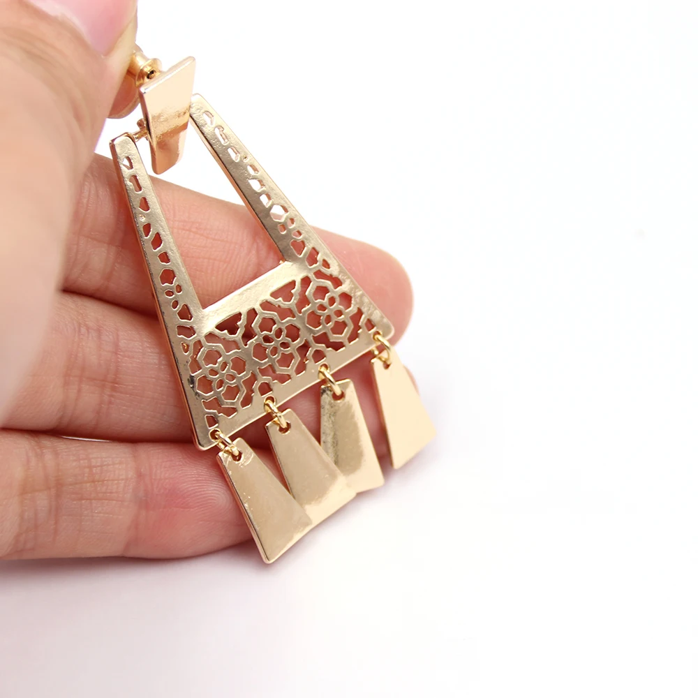 2020-April-New-Hollow-Out-Trapezoid-Small-Trapezoid-Chain-Tassel-Dangle-Earrings-High-Polish-Hot-Brand (4)