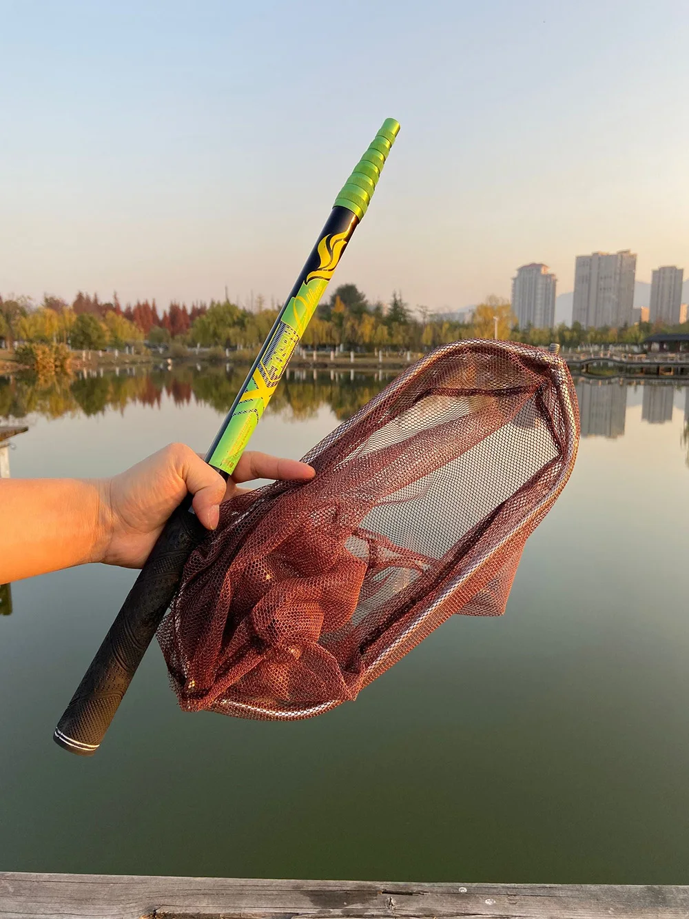 Fishing rod for landing hand Nets 4M 3M 2.1M Folding Carbon rod Nylon Collapsible steel Tackle tank Hole Depth Dip for fishing