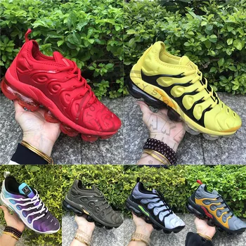

2019 new Tn Plus shiny crimson red bumblebee Cargo khaki blue running shoes men women utility designer Sport trainers Sneaker