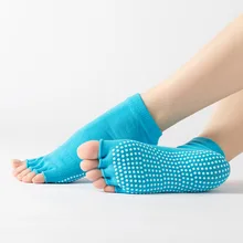 Chaussettes de Yoga pour femmes, 1 paire, antidérapantes, en Silicone, pour Fitness, Pilates, pantoufles en coton colorées, protection de danse pour dames 