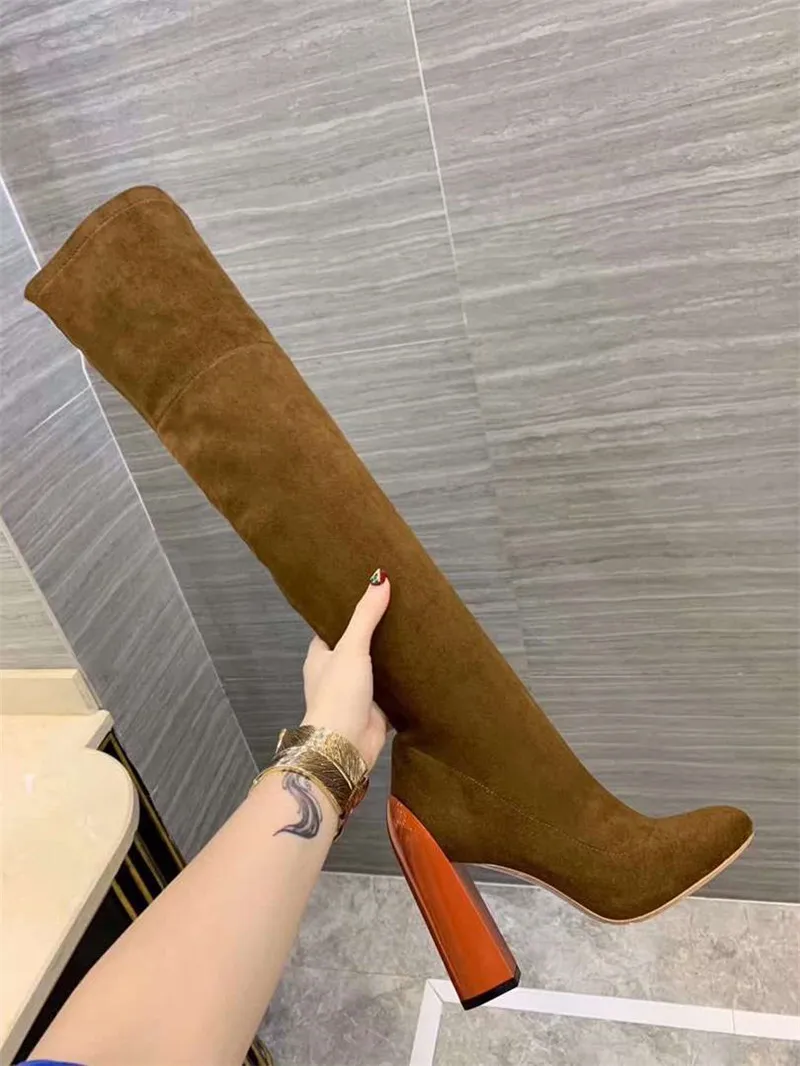 Chaussures femme/женские ботфорты черного цвета из коричневой кожи на массивном каблуке; женские Сапоги выше колена; эластичные длинные облегающие зимние сапоги;