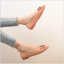 Г. Новые модные роскошные осенние женские тонкие туфли мягкие балетки на плоской подошве с квадратной пряжкой женские лоферы на низком каблуке большого размера