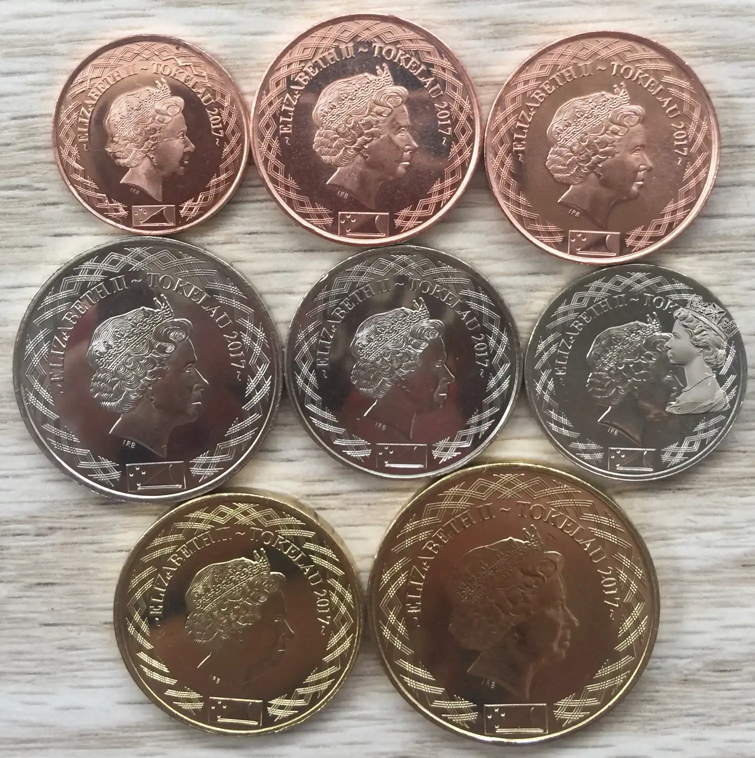 Tokelau Juego De 8 Uds Monedas De La Isla De Oceania De La Reina De La Mancia Coleccion De Monedas Original Autentica De 2017 100 Unc Monedas Sin Curso Legal Aliexpress