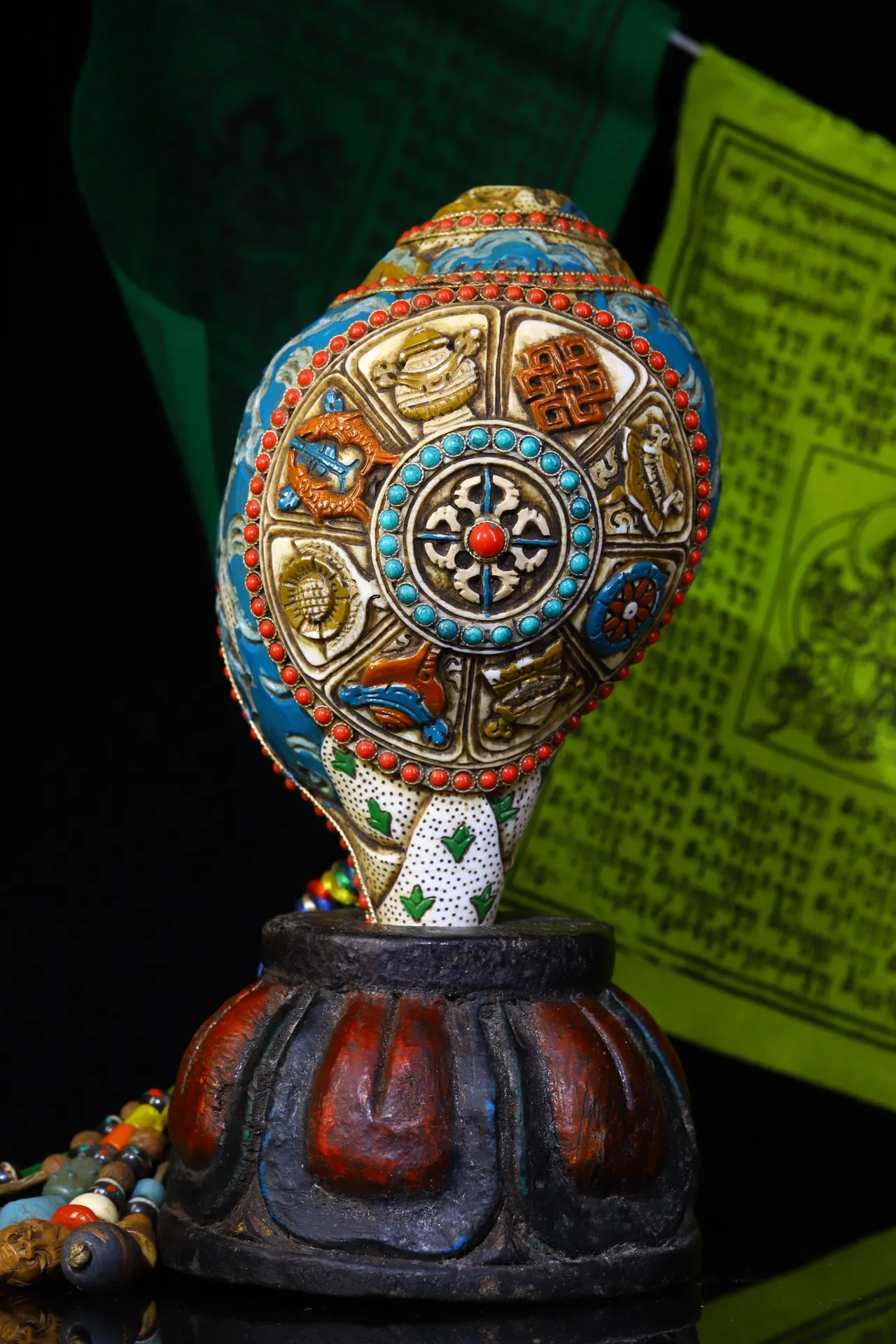 

10"Tibetan Temple Collection Old Natural Conch Mosaic Gem Auspicious Eight Treasures Snail Base Set Amulet Dharam Town House