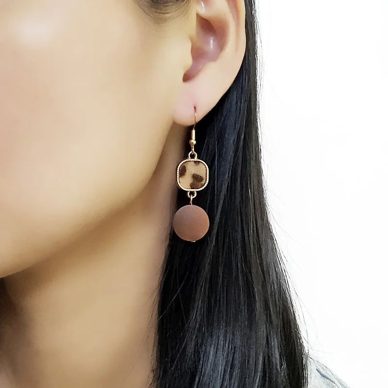SHELA Wooden Trendy Dangle Drop Earrings Brown Leopard Tiger Furry for Women 2019 Pendientes Creative Unique Fashion Jewelry SHELA Wooden Trendy Dangle Drop Earrings Brown Leopard Tiger Furry for Women 2019 Pendientes Creative Unique Fashion Jewelry