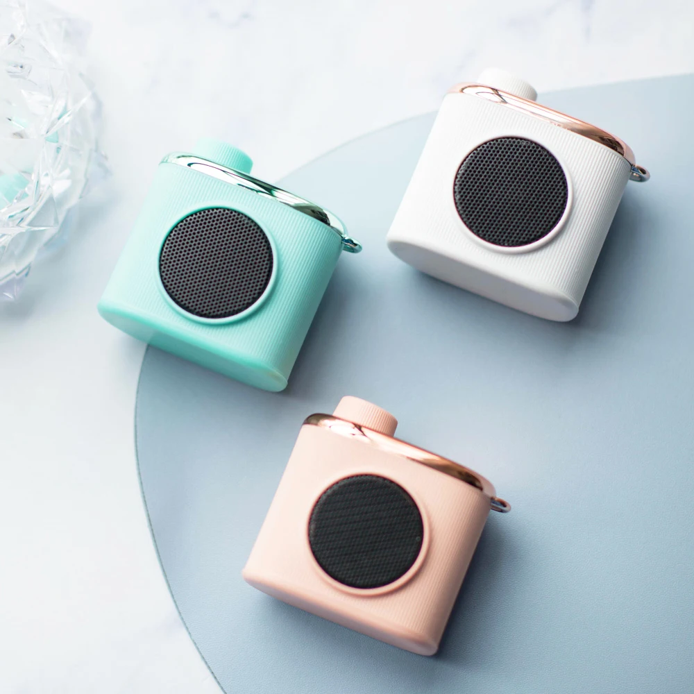 

Portable wireless bluetooth retro camera style mini speaker
