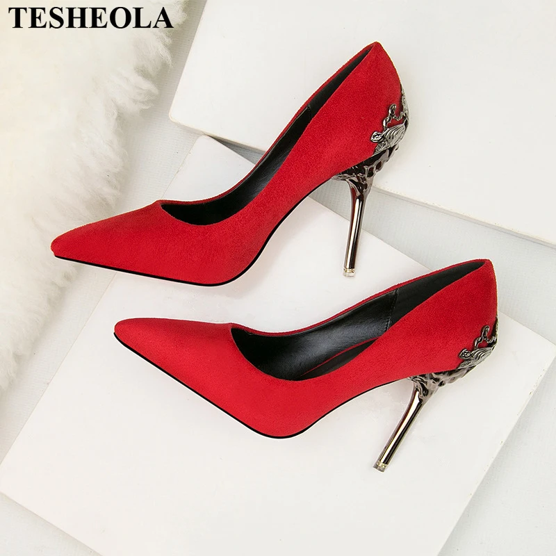 

New Carved Metal Heels Wedding Elegant Women Pumps Red Gold Solid Flock/PU Shallow Pointy Toe Dress High Heel Shoes Woman Autumn