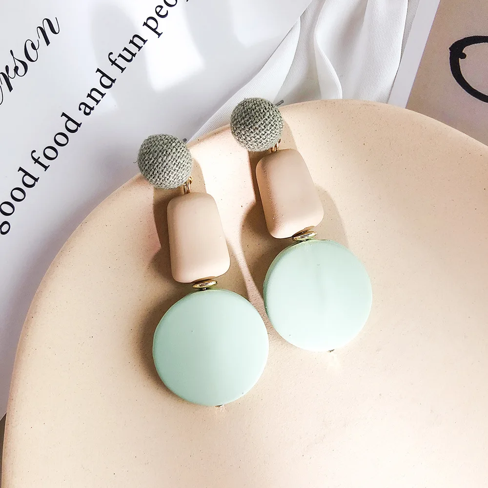 2019-New-Arrival-Acrylic-Vintage-Round-Women-Dangle-Earrings-Korean-Long-Pendant-Female-Collision-Color-Circular (1) - 副本