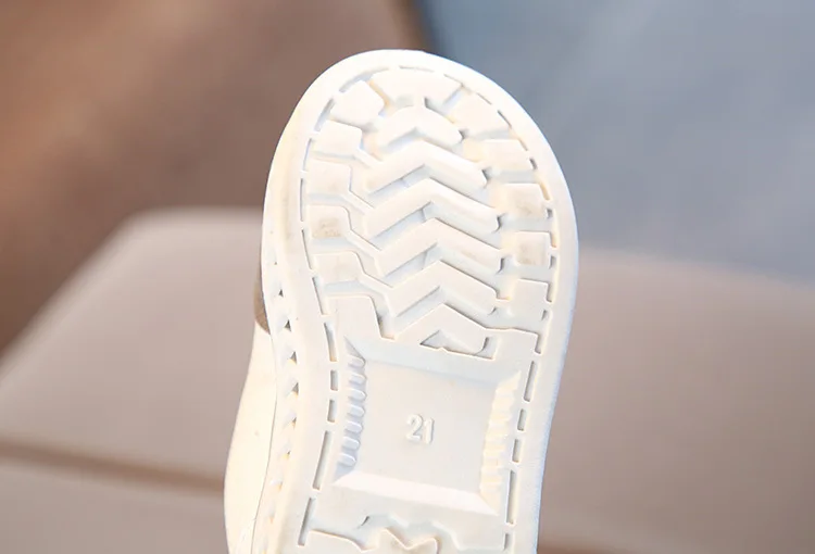 9072174992_947382569