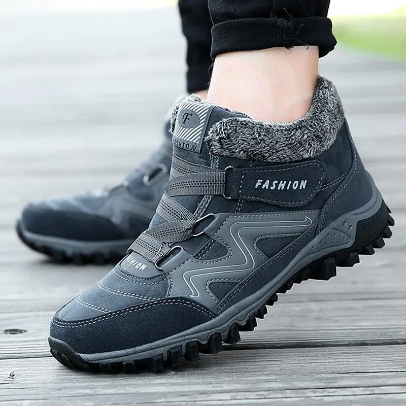 

Plus size 35-46 2019 Men Boots High Quality Winter Fur Warm Ankle Snow Boots Men Winter Rubber Work Boots Causal Men Sneakers