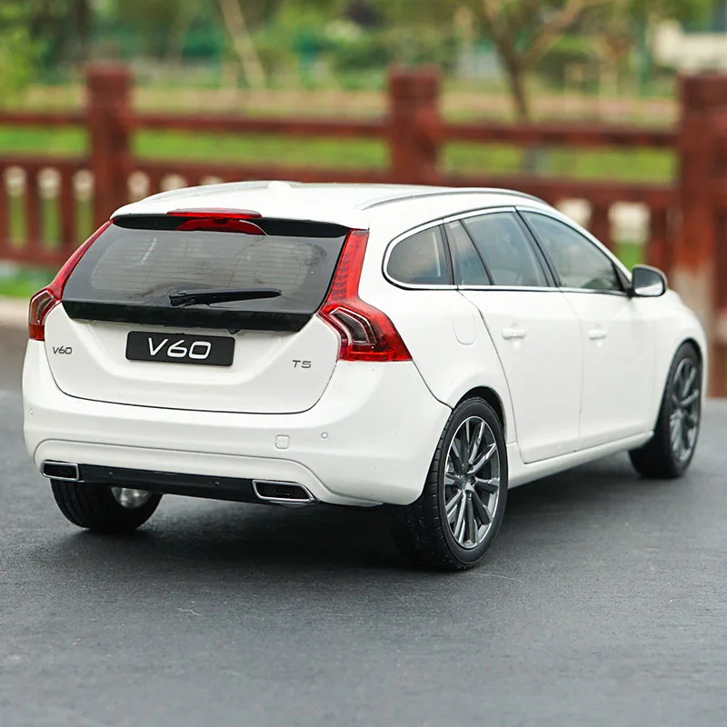 1/18 V60 T5 универсал сплава литья под давлением модель автомобиля SUV игрушки для