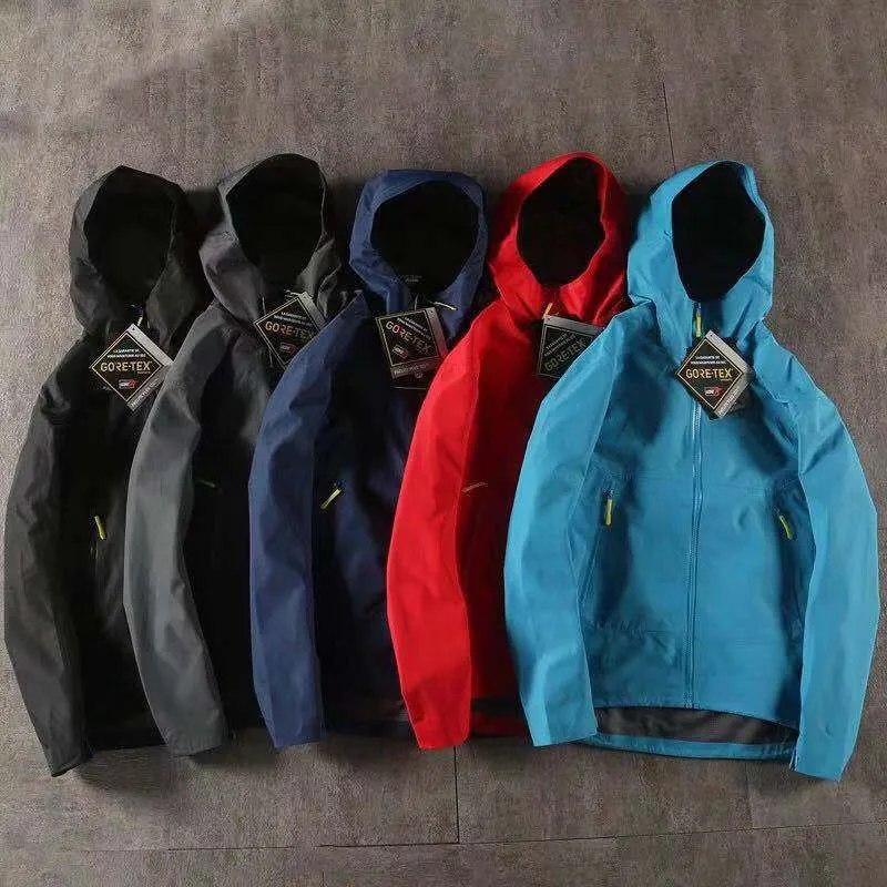 

Single Layer Heat Sealing Caulking Raincoat Jacket Windproof Warm Men And Women Celebrity Style Thin Raincoat Jacket Work Clothe