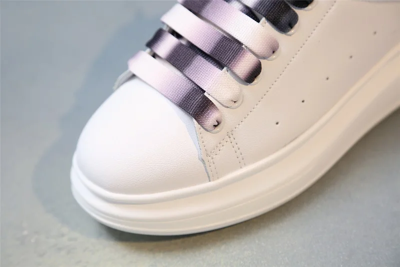 Классические женские белые кроссовки; Новинка осени года; цветные кружевные туфли для скейтборда; Студенческая Повседневная спортивная обувь