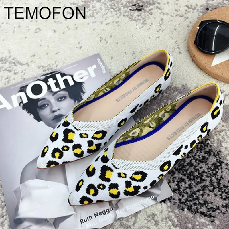 womens pointed black flats