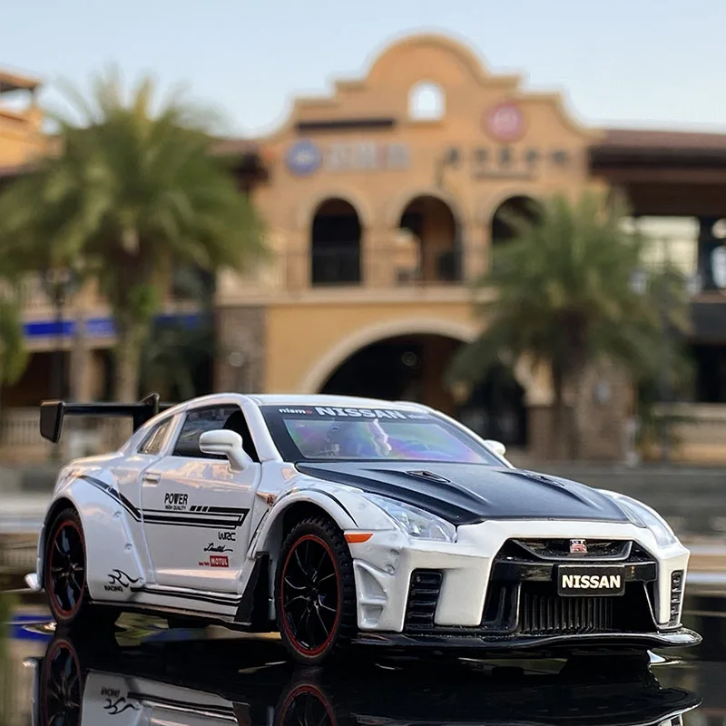 Модель спортивного автомобиля 1:32 Nissan Skyline Ares GTR R34 R35 из сплава Литые металлические