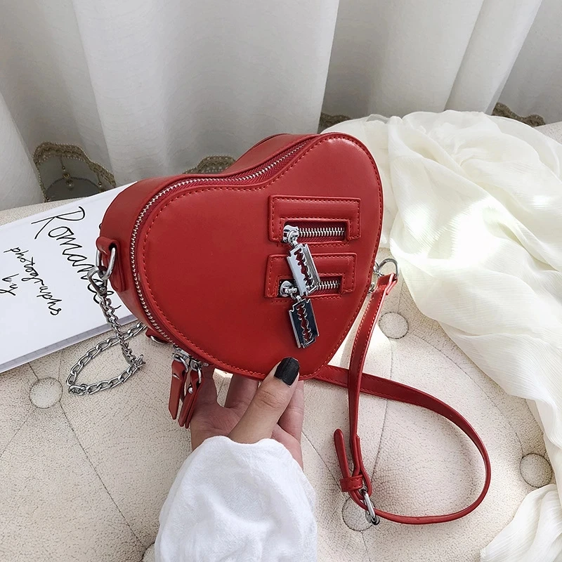 Women Purses and Handbag Fashion Red Love Heart Shape Shoulder Bag Women  Chain Crossbody Bag Ladies Purse and Clutch Bag