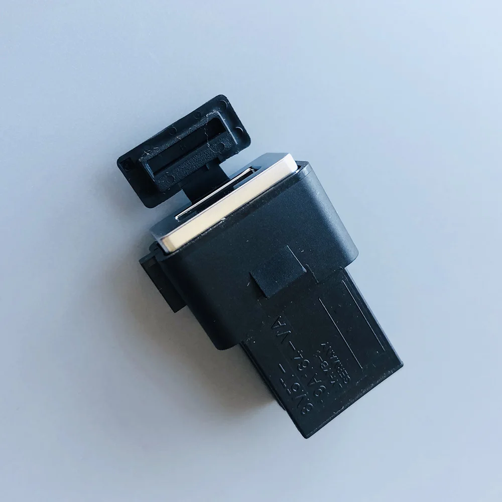 30775252 автомобиль USB интерфейс разъем для Volvo S80 S60 XC60 S40 C30 V60 C70 S40 V50 2007 2008 2009 2010 2011 2012 автомобильные аксессуары