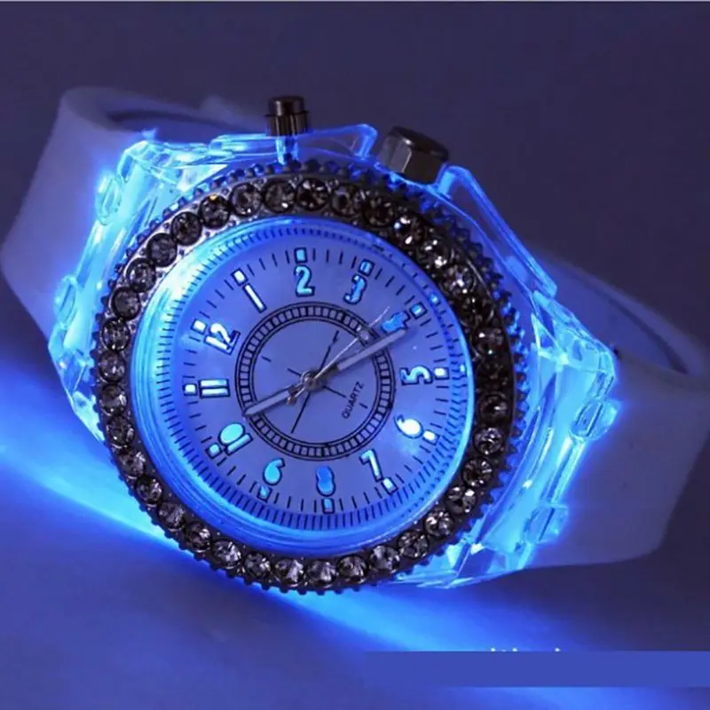 

LED Backlight Relogio Masculino Flash Luminous Crystal Quartz Trend Waterproof Wrist Watch 5 Color Light WristWatch Watches